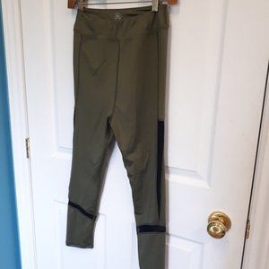 Missguided cropped green leggings XS